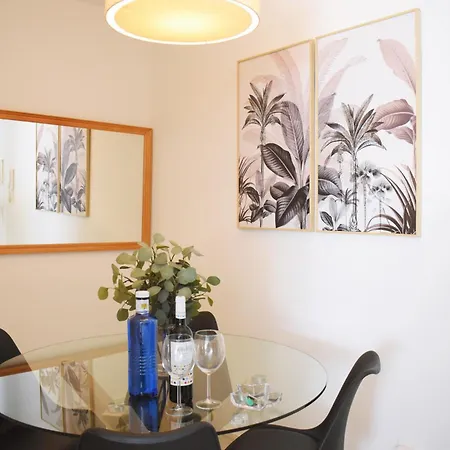 Precioso En El Centro De Apartment Malaga